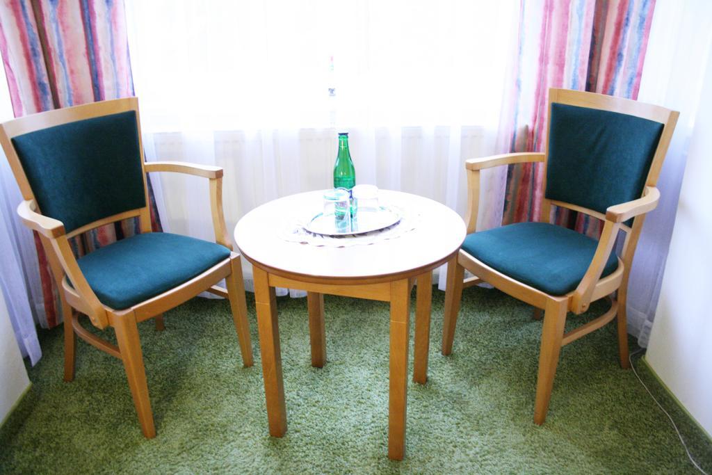 Villa Charlotte Karlovy Vary Room photo