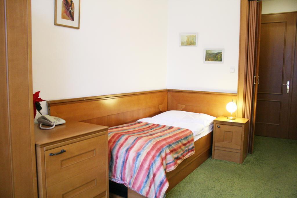 Villa Charlotte Karlovy Vary Room photo