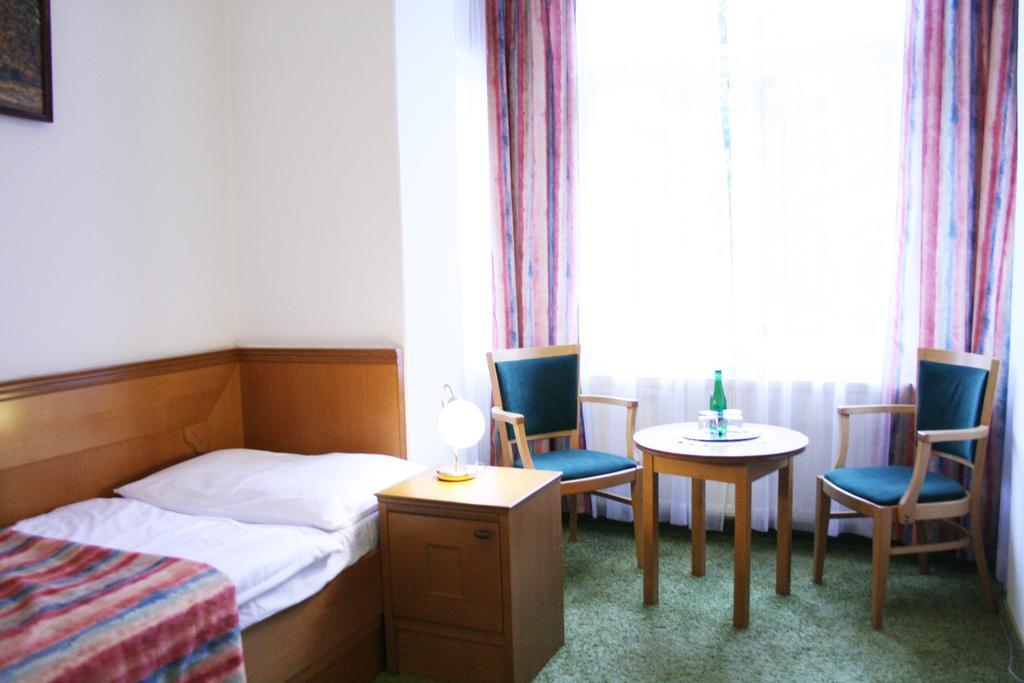 Villa Charlotte Karlovy Vary Room photo
