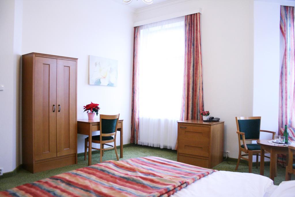Villa Charlotte Karlovy Vary Room photo